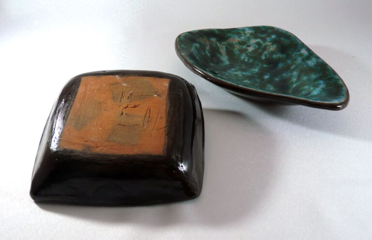 Conjunto de platos pequeños de cerámica artesanal La Sol